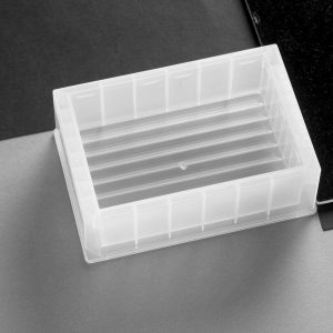 300 ml  Reservoir plate: 8 rows V bottom
